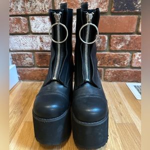 60’s platform boot